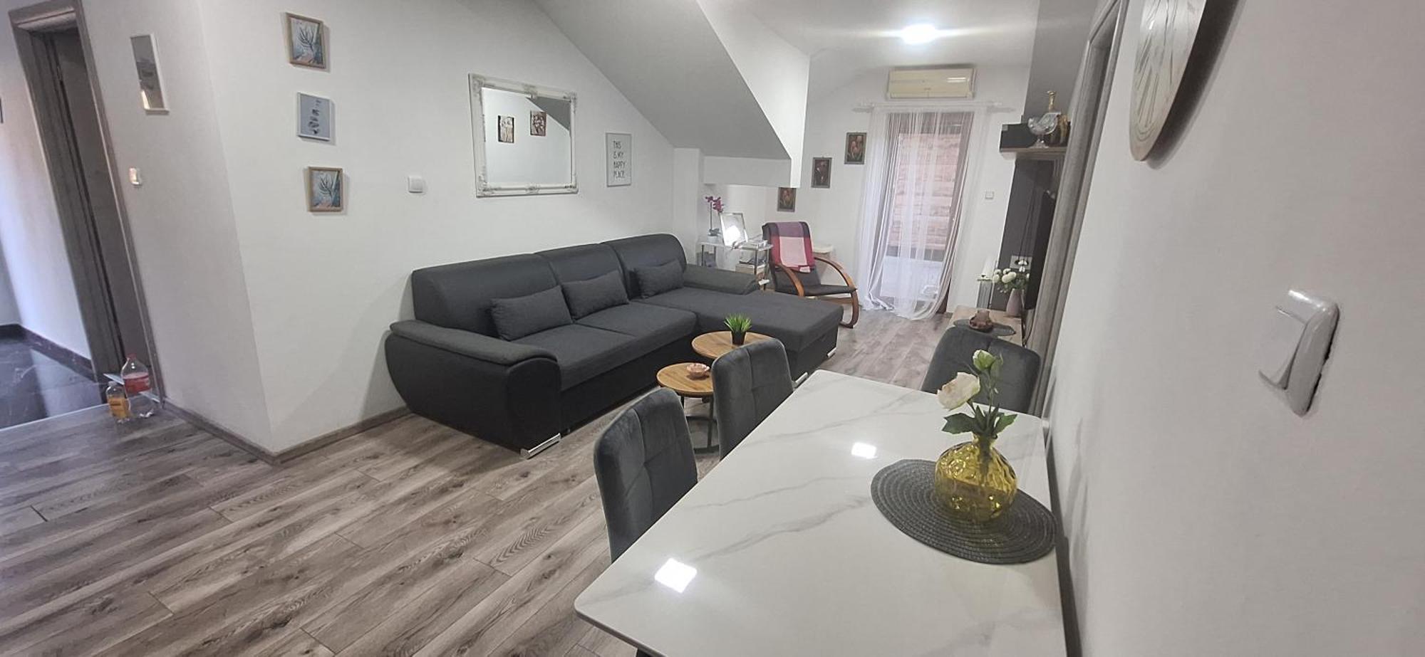 Apartman Dujmovic 1 Otocsán Kültér fotó
