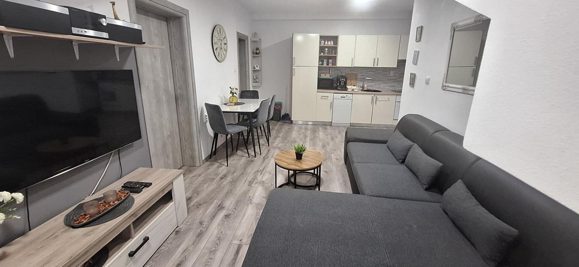Apartman Dujmovic 1 Otocsán Kültér fotó